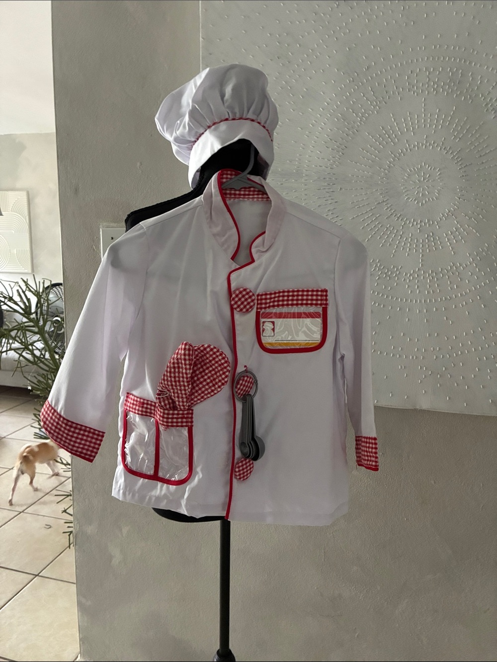 Melissa & Doug White and Red Gingham Kids Chef Coat with Hat